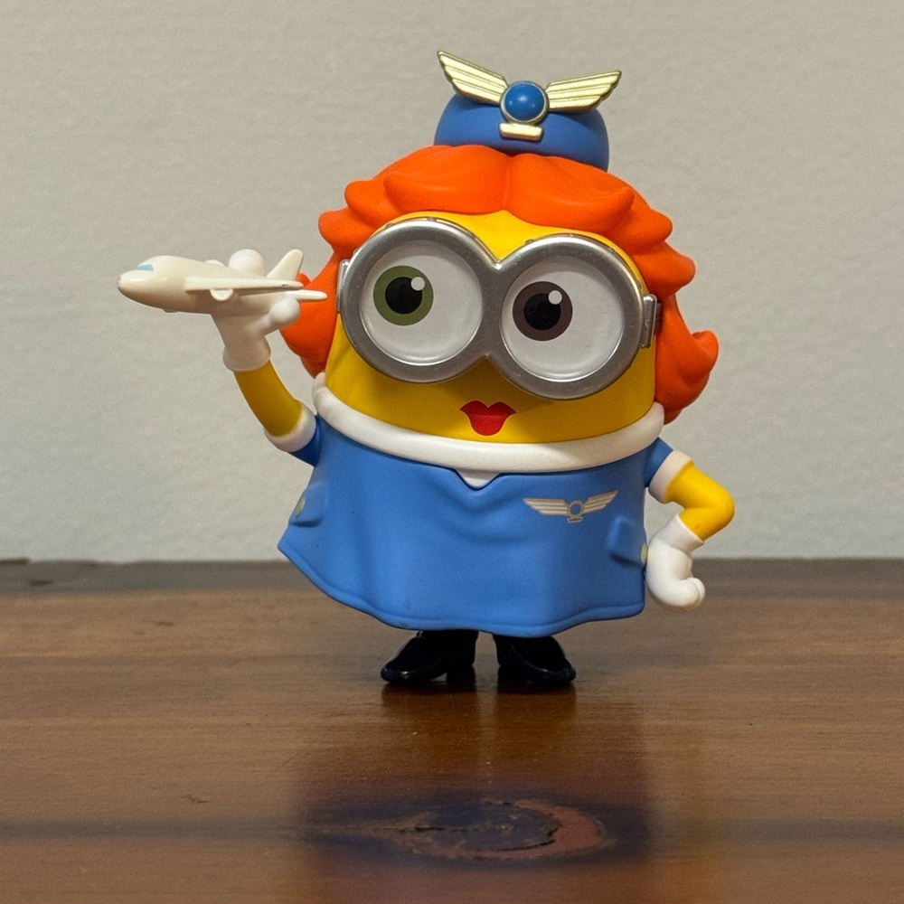 Minions Flight Attendant Figure – Despicable Me Airline Steward Collectible Toy